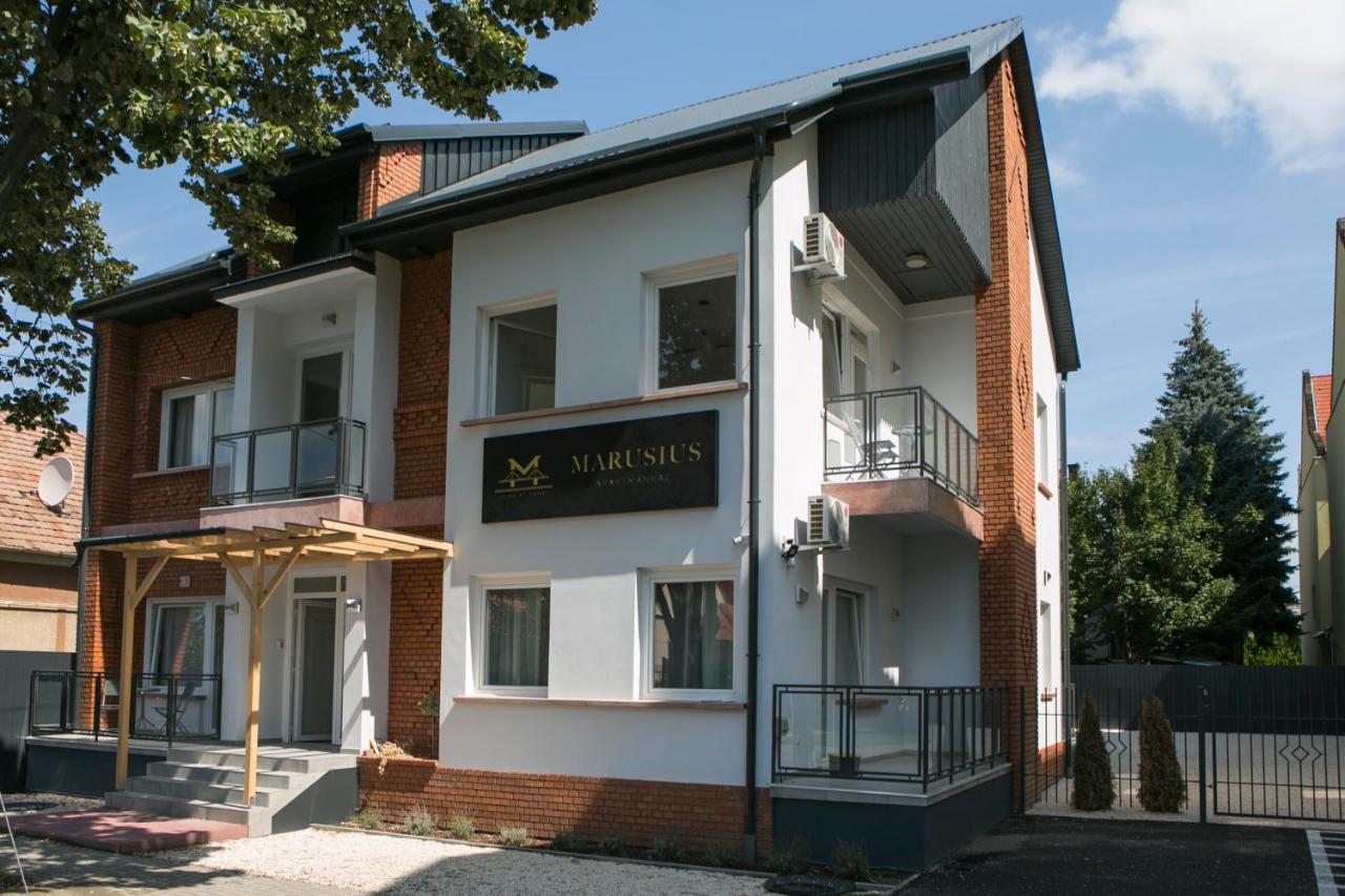 Marusius Apartmanhaz Makó Exteriör bild