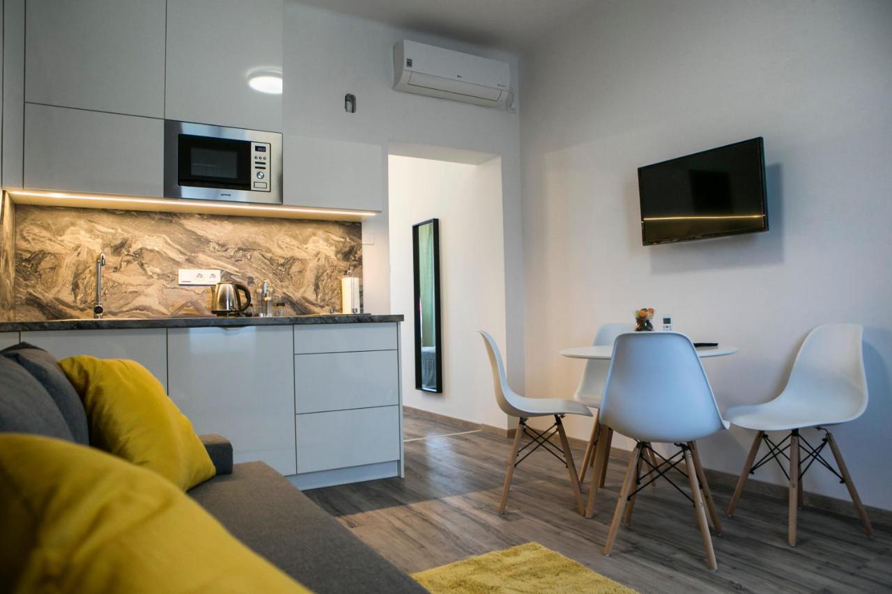 Marusius Apartmanhaz Makó Exteriör bild